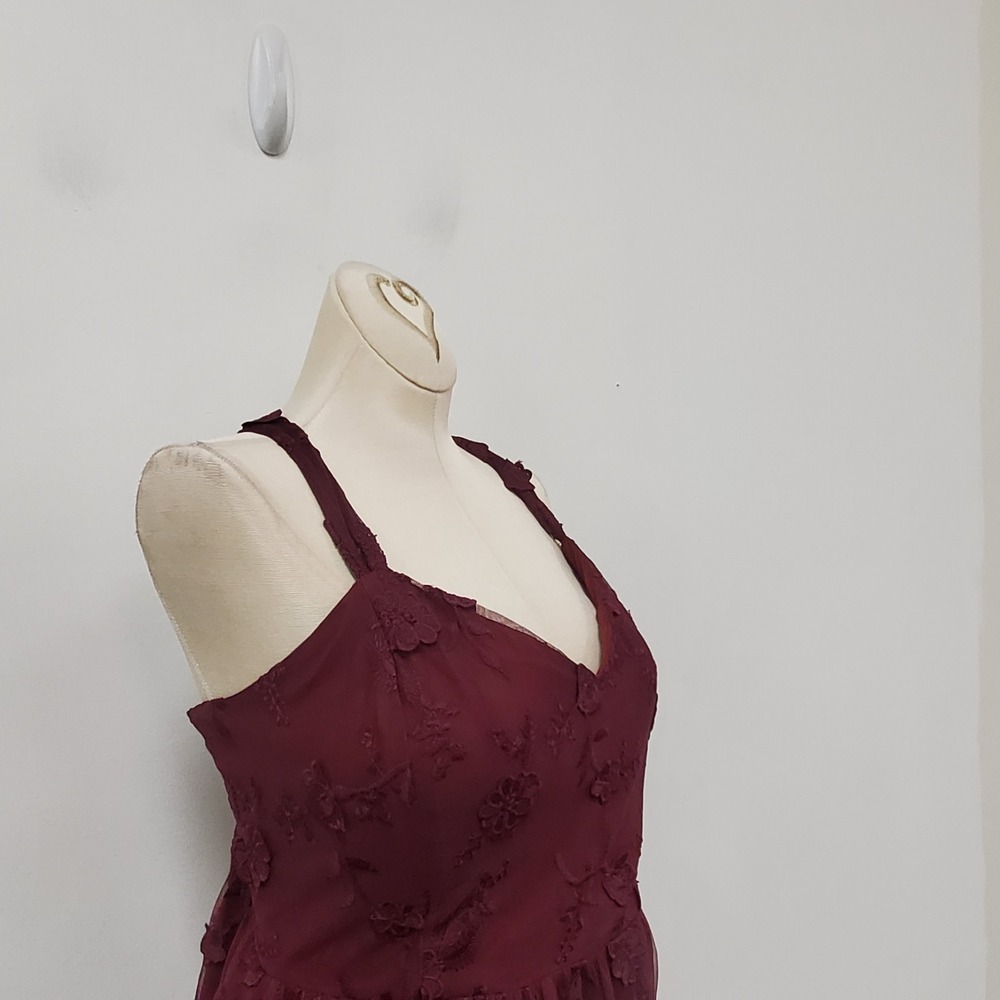 Modcloth Womens Halter Neck Sleeveless Midi Dress Size M Red Applique Flowers - Picture 2 of 13